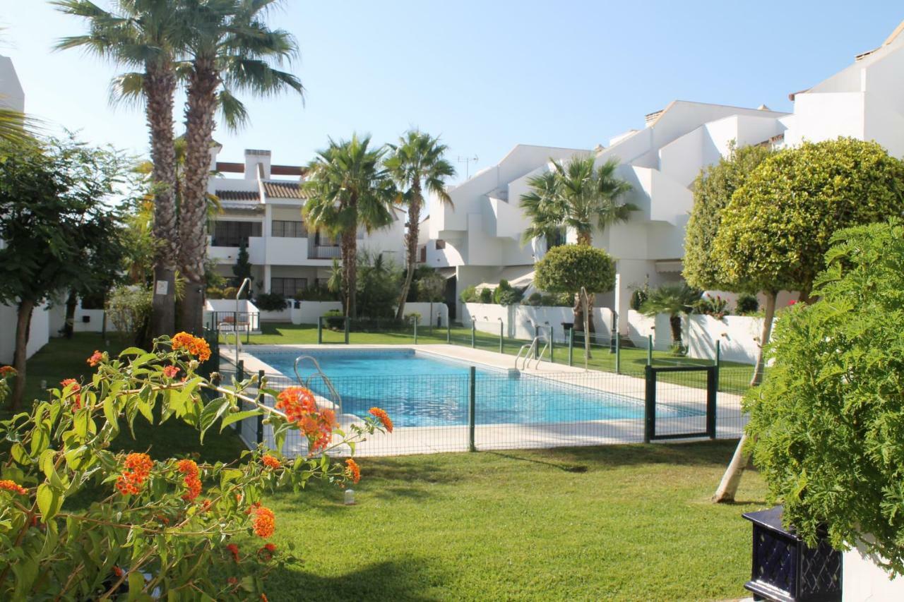 Apartamento En Urbanizacion Hacienda Golf Islantilla Isla Cristina Exteriör bild