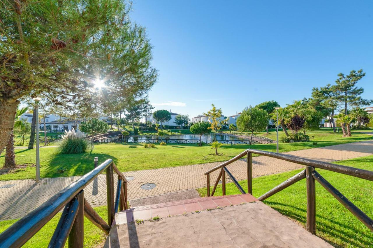 Apartamento En Urbanizacion Hacienda Golf Islantilla Isla Cristina Exteriör bild