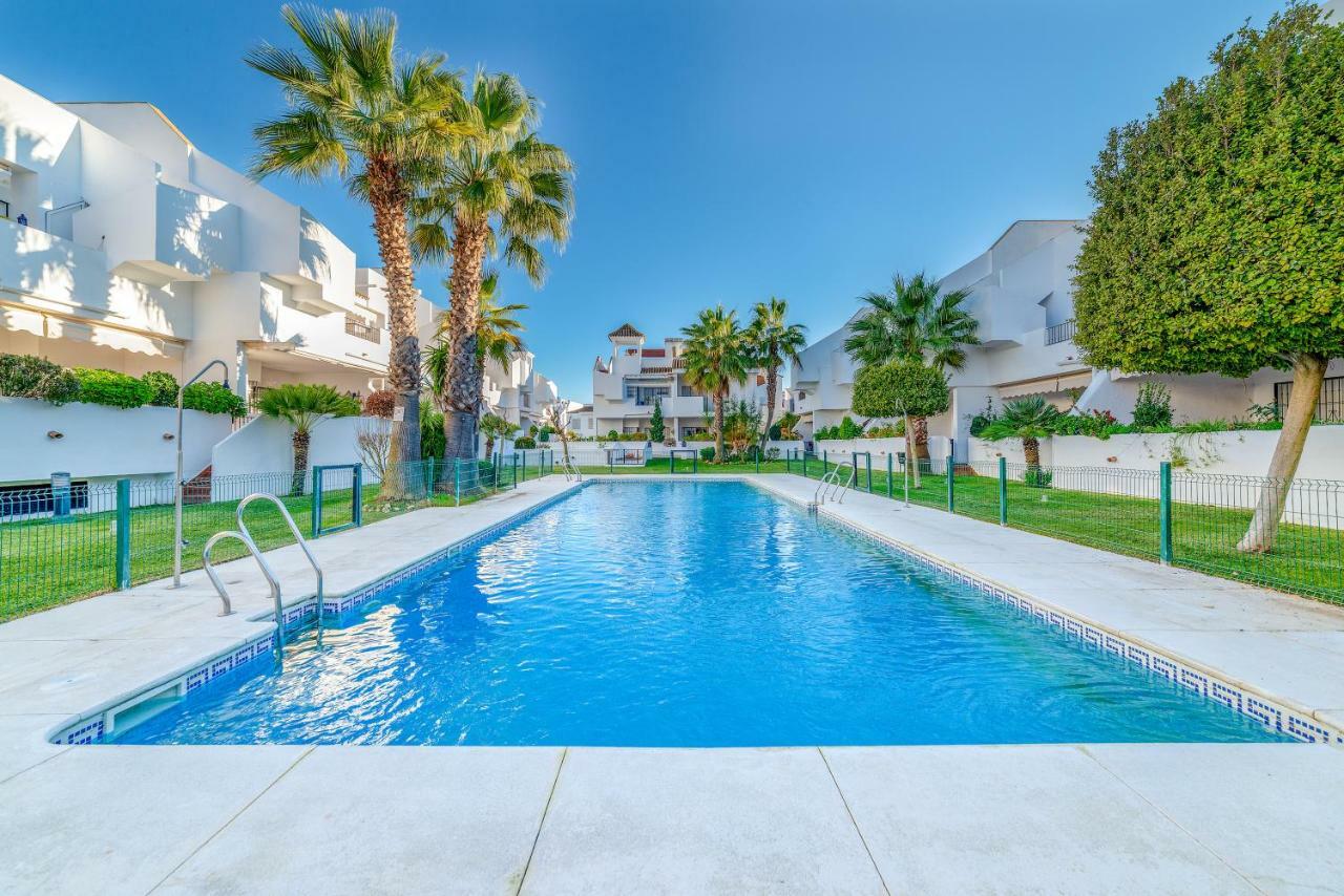 Apartamento En Urbanizacion Hacienda Golf Islantilla Isla Cristina Exteriör bild